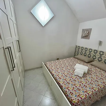 Holiday home Casa Mimose, 200m To Pula