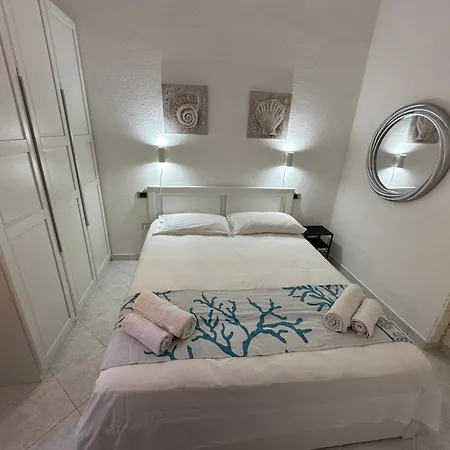 Holiday home Casa Mimose, 200m To
