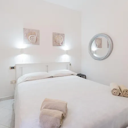 Casa Mimose, 200m To Holiday home *