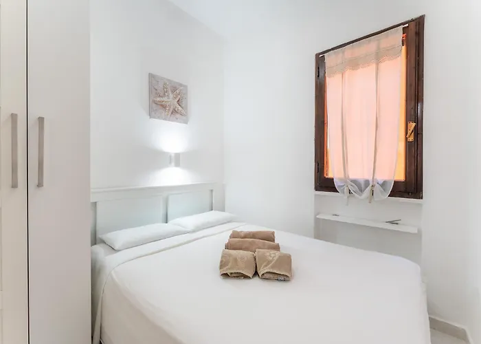 Casa Mimose, 200m To Southsardiniaholidays Пула